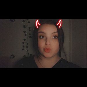 Meet your Posher, Dani